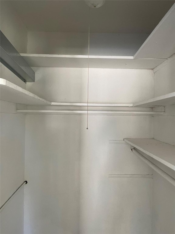 BEVERLY PARK - Residential