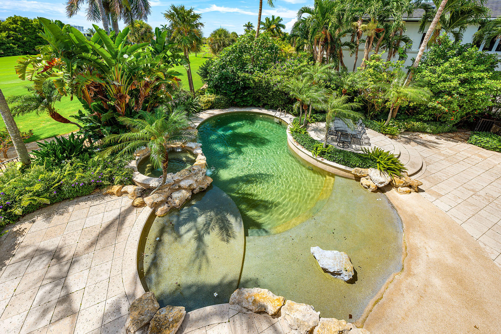 ROYAL PALM YACHT & COUNTRY CLUB - Residential