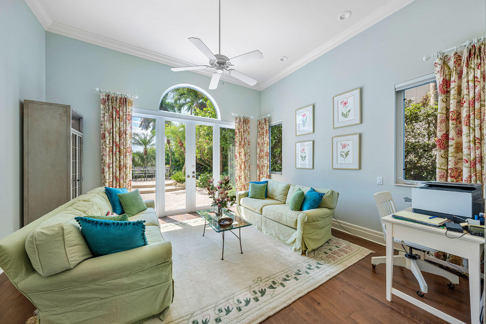 ROYAL PALM YACHT & COUNTRY CLUB - Residential