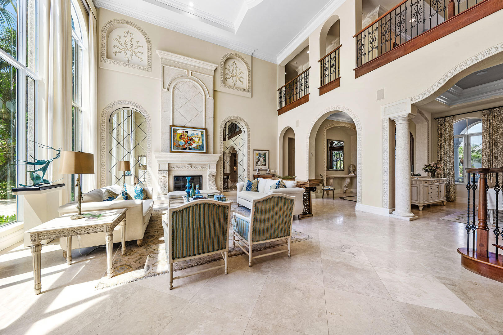 ROYAL PALM YACHT & COUNTRY CLUB - Residential