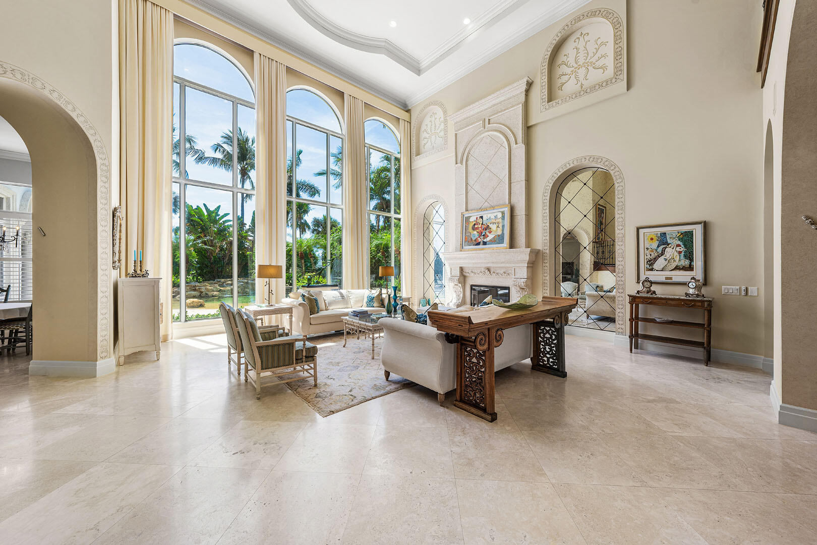 ROYAL PALM YACHT & COUNTRY CLUB - Residential