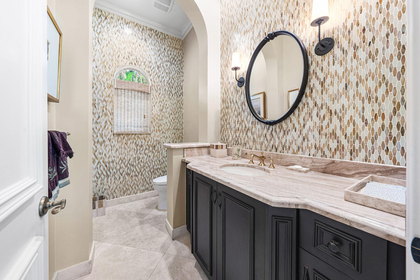 ROYAL PALM YACHT & COUNTRY CLUB - Residential
