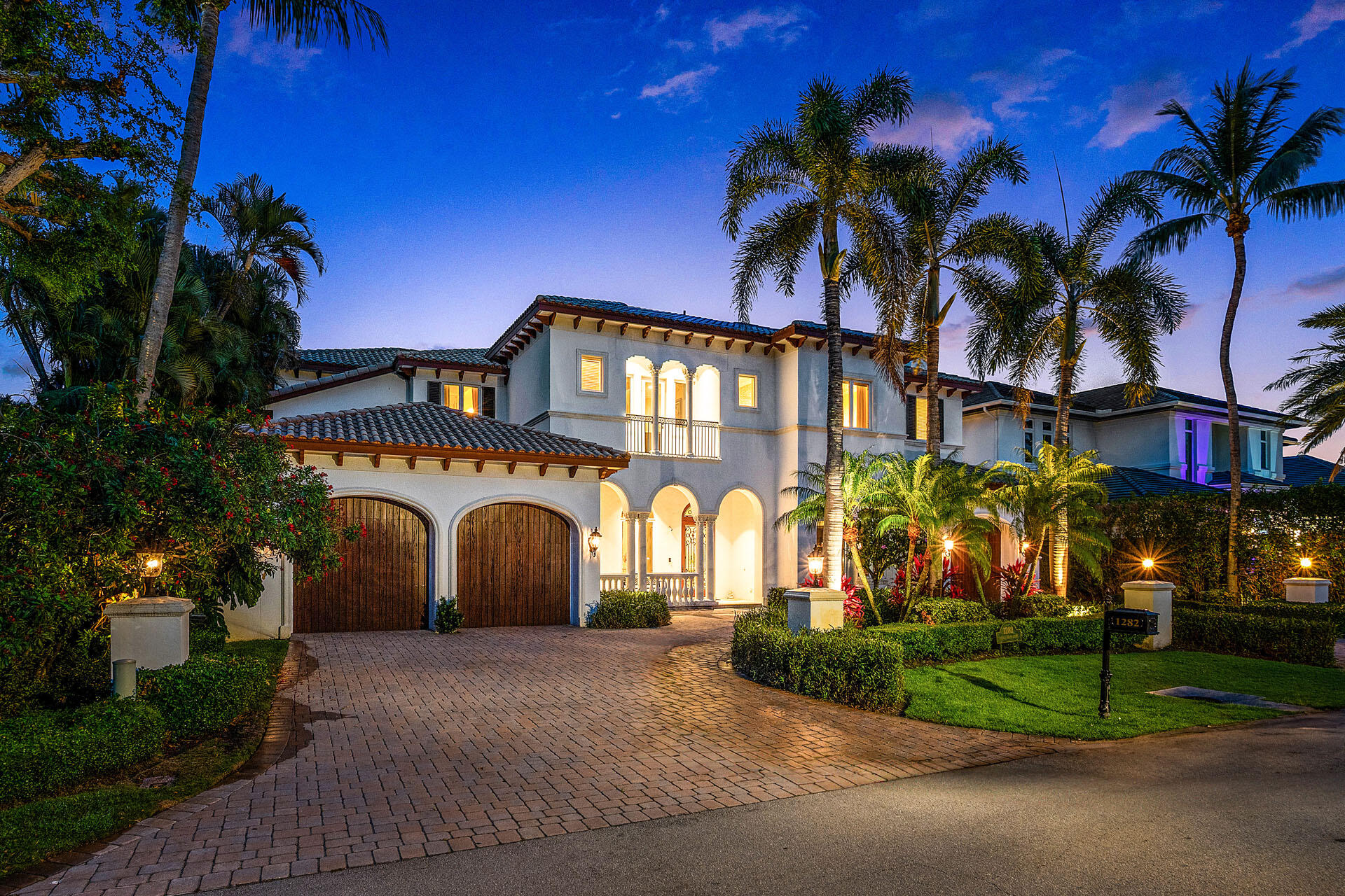 ROYAL PALM YACHT & COUNTRY CLUB - Residential