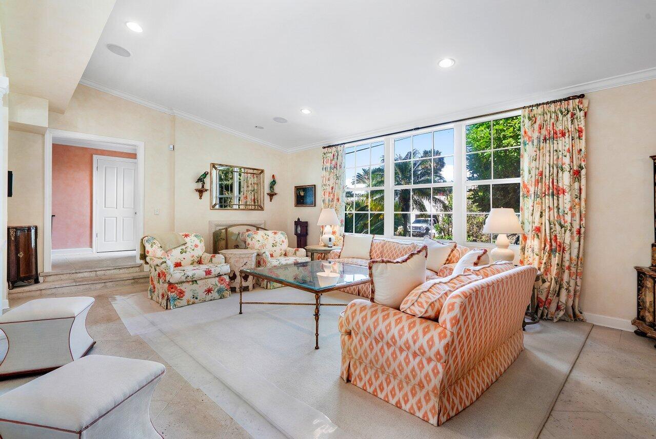 JAMAICA LANE IN - Residential