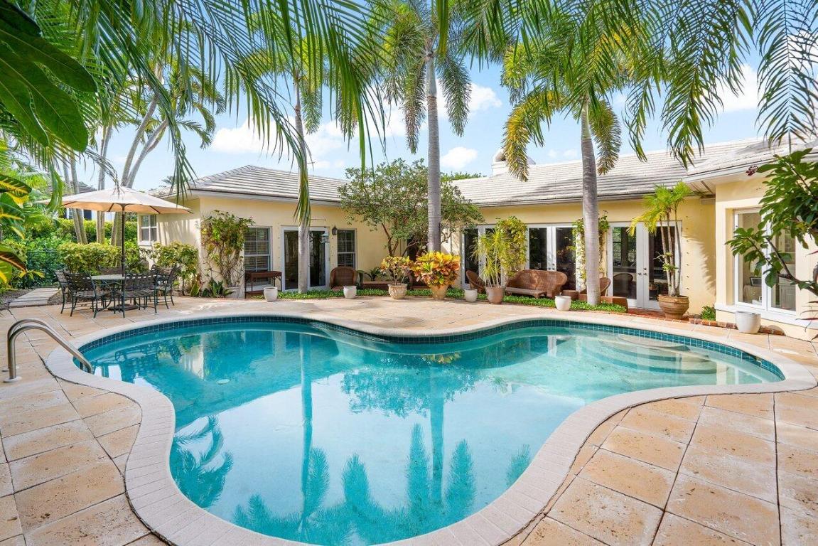 JAMAICA LANE IN - Residential