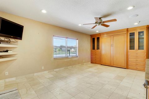 A home in Royal Palm Beach