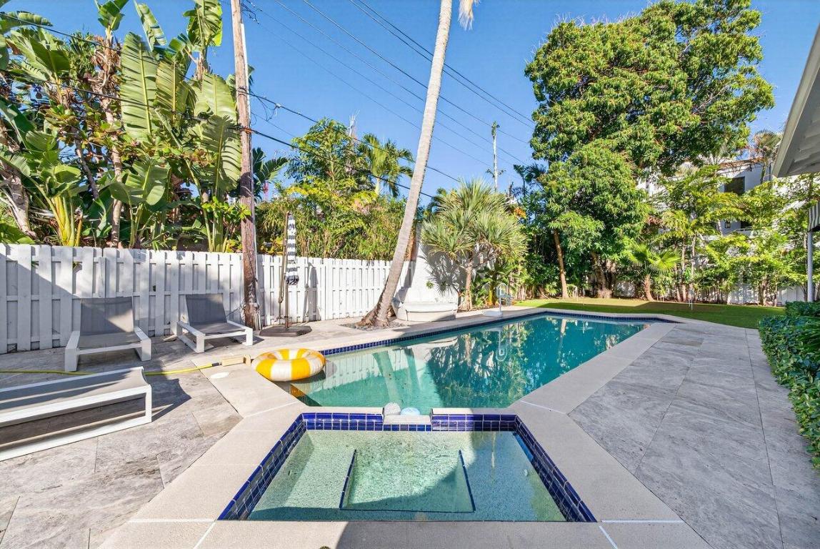 CARLBERG COURT ADD 1 - Residential