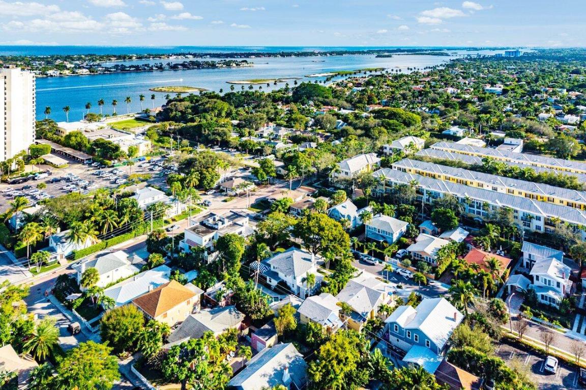 CARLBERG COURT ADD 1 - Residential