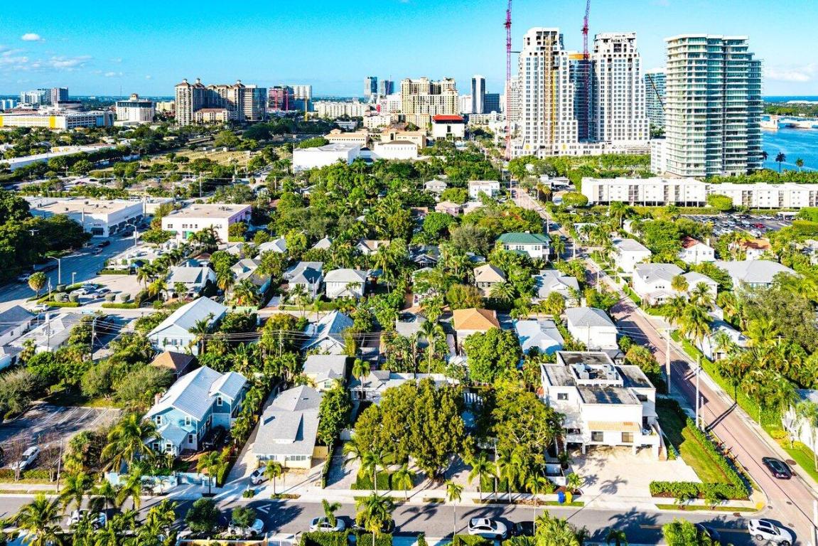 CARLBERG COURT ADD 1 - Residential