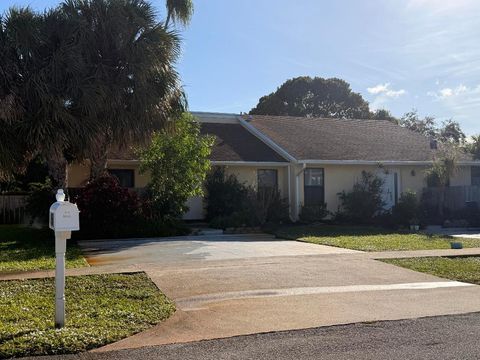 448 NE 42nd Street Boca Raton FL 33431