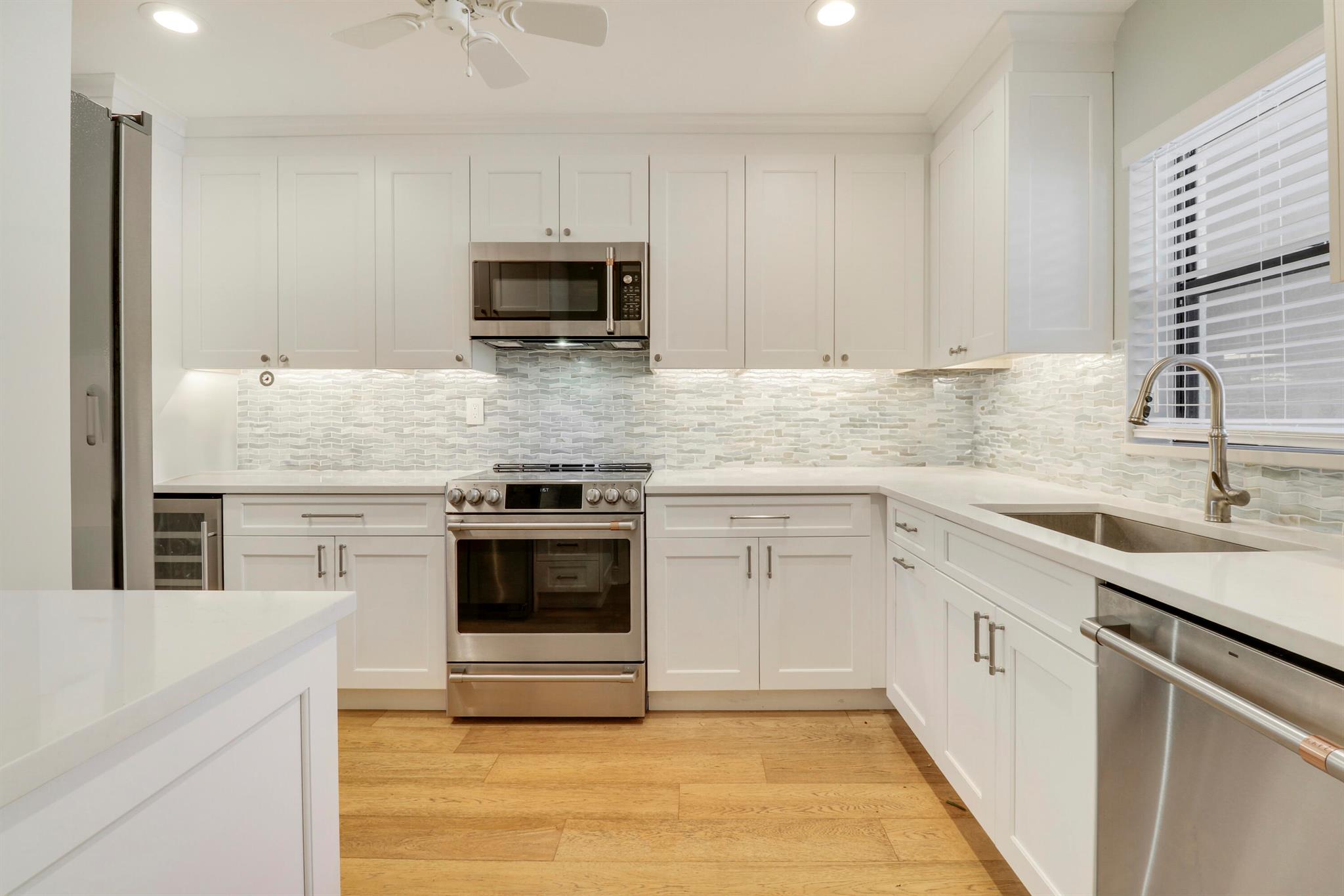 300 Intracoastal Place 204