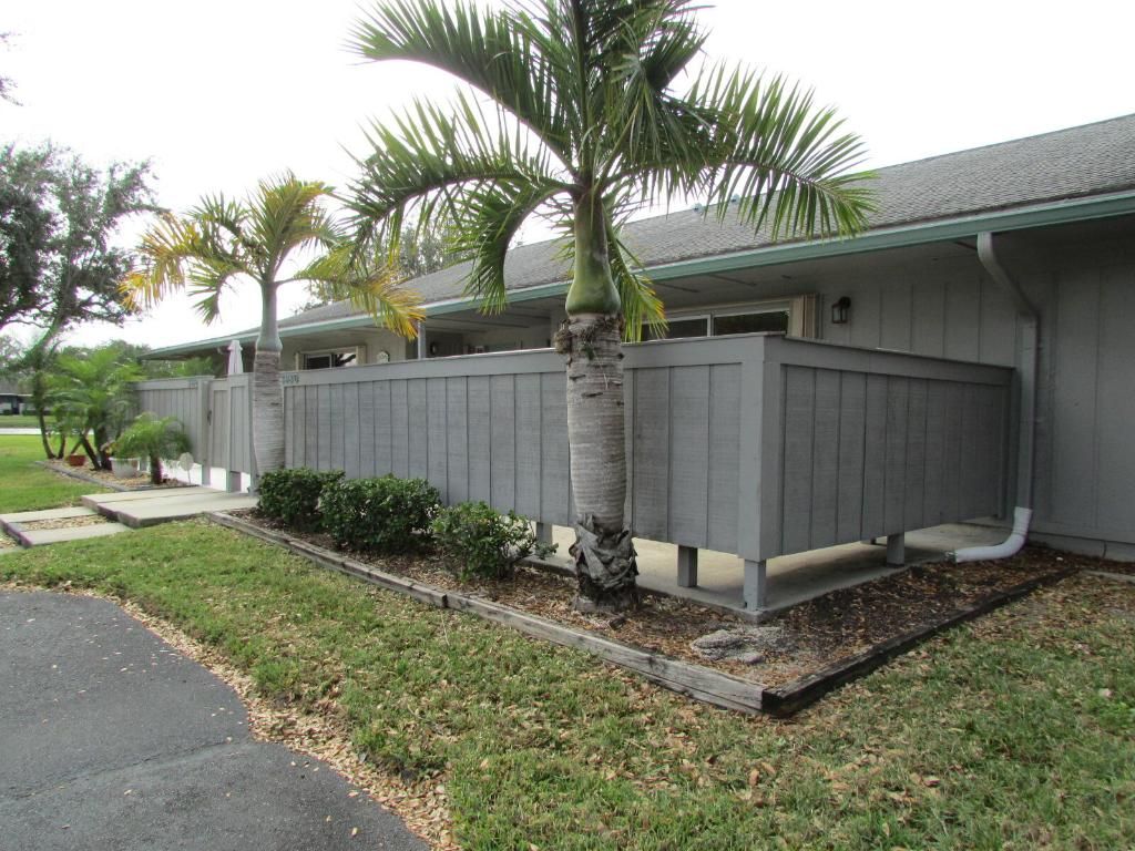Photo of 3980 NW Cinnamon Tree Circle, Jensen Beach, FL 34957 (MLS # R10942764)