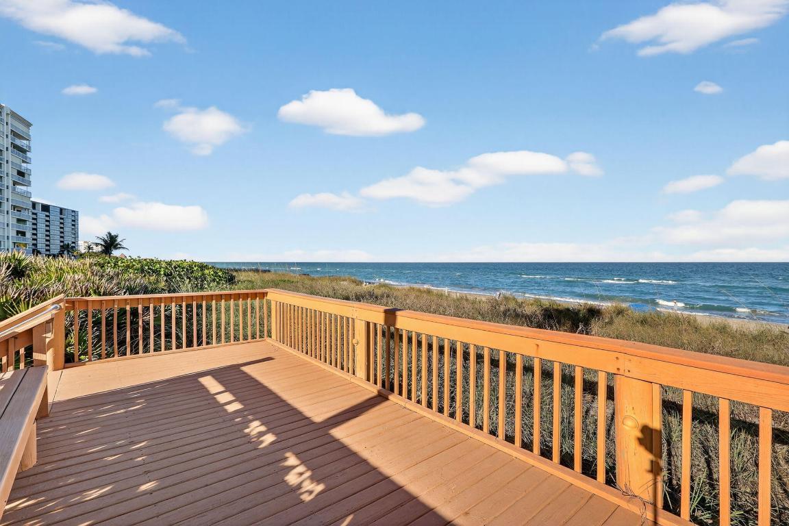 ISLAND CREST CONDOMINIUM - Residential