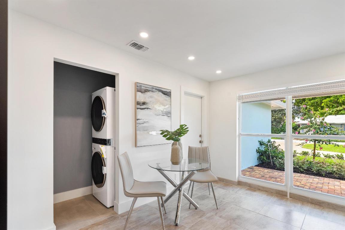 HIGH ACRES 3RD ADD - Residential