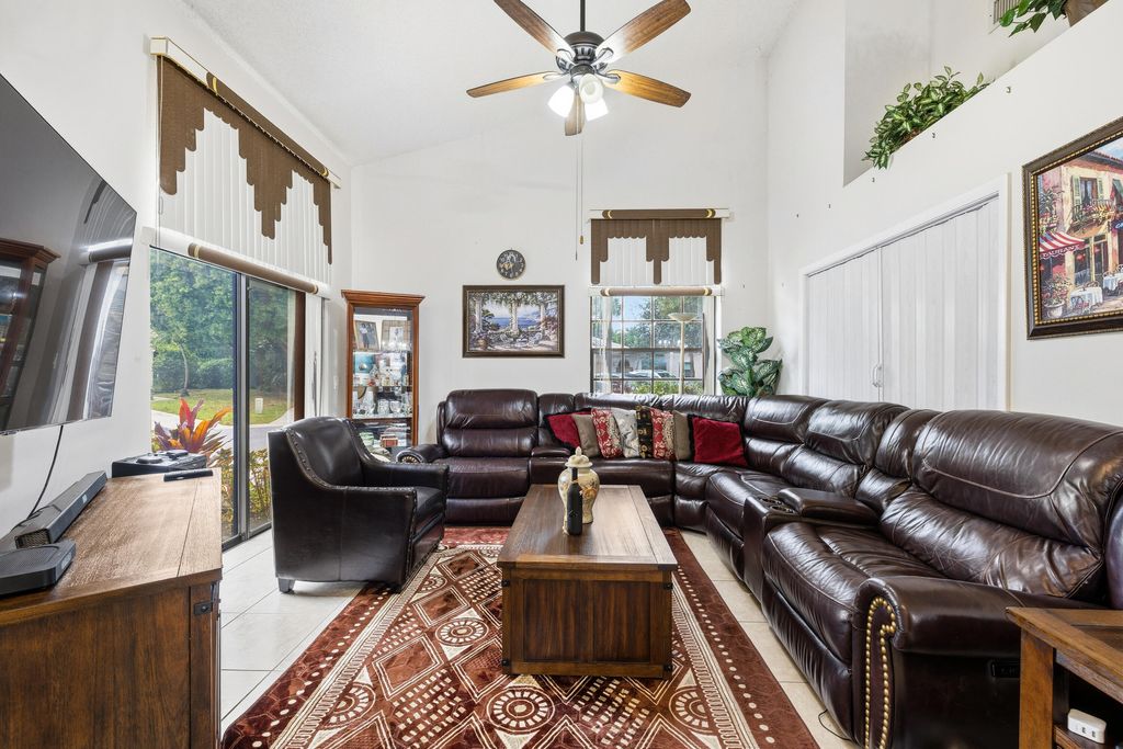 Photo of 10933 Stafford Cir S Circle S, Boynton Beach, FL 33436 (MLS # R11168806)