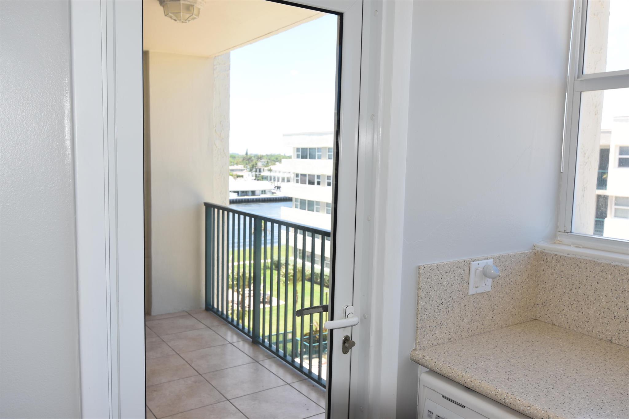 PORT DE MER CONDO - Residential Lease