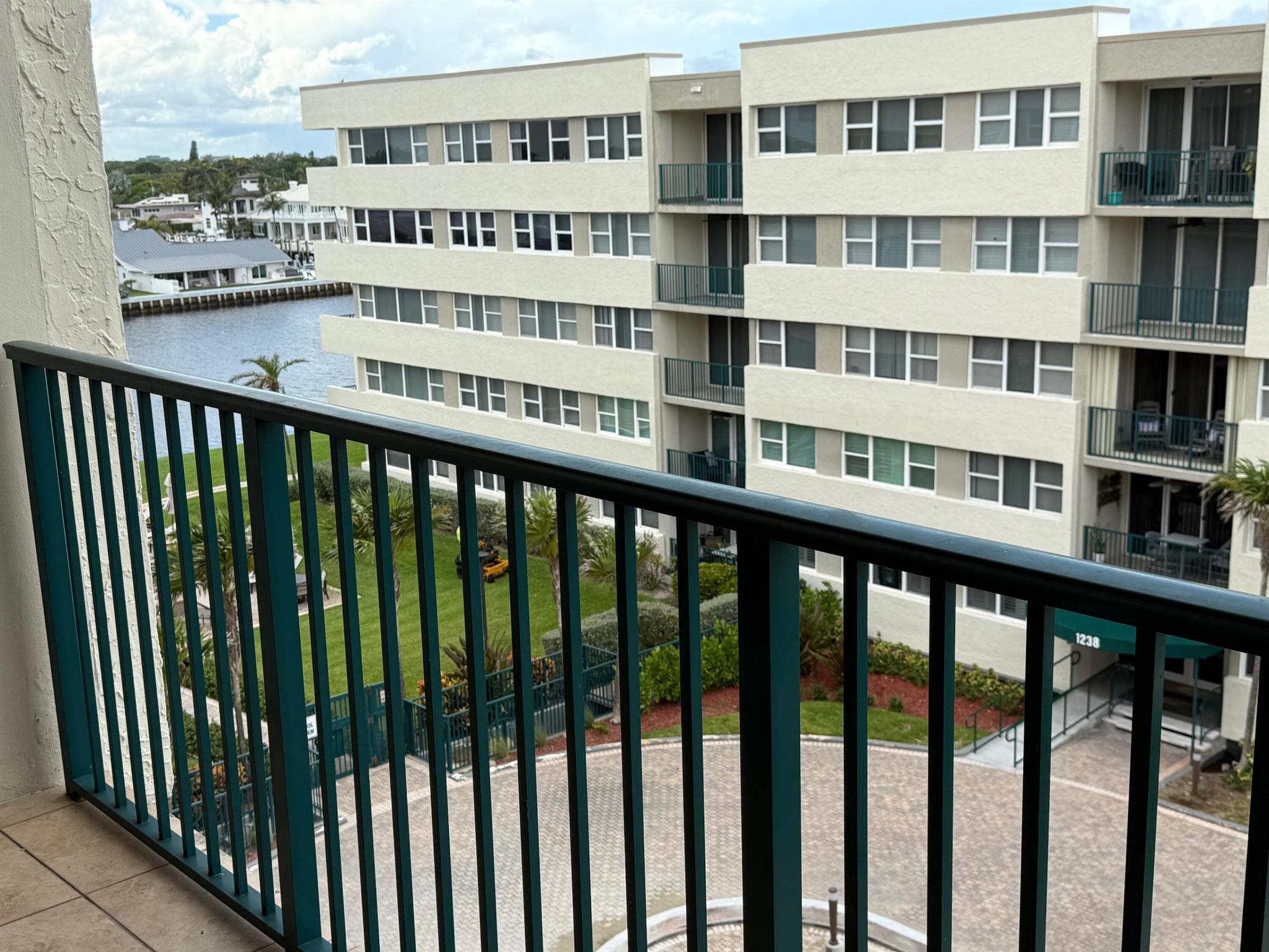 PORT DE MER CONDO - Residential Lease