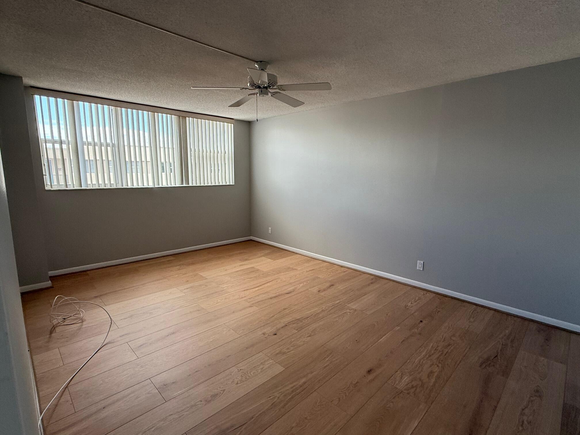 PORT DE MER CONDO - Residential Lease