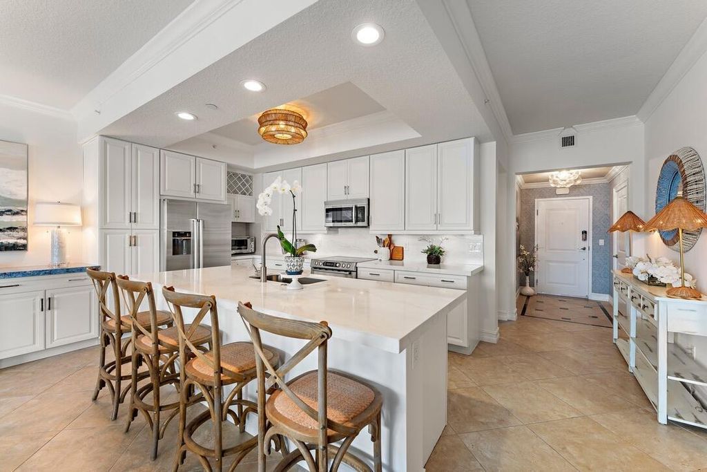 Photo of 344 Bay Colony Drive N, Juno Beach, FL 33408 (MLS # R10970375)