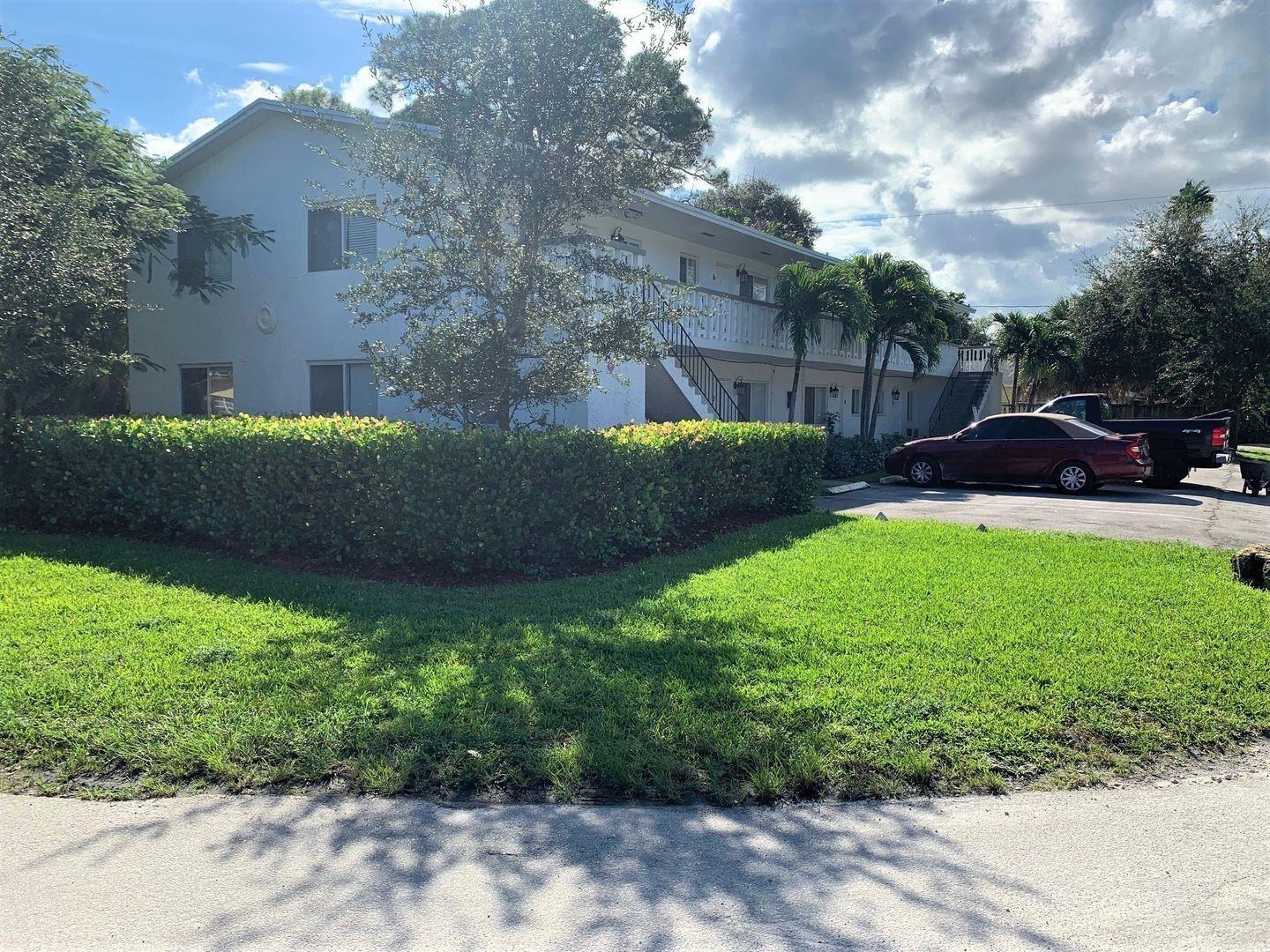 701 SW 14th Ave 4