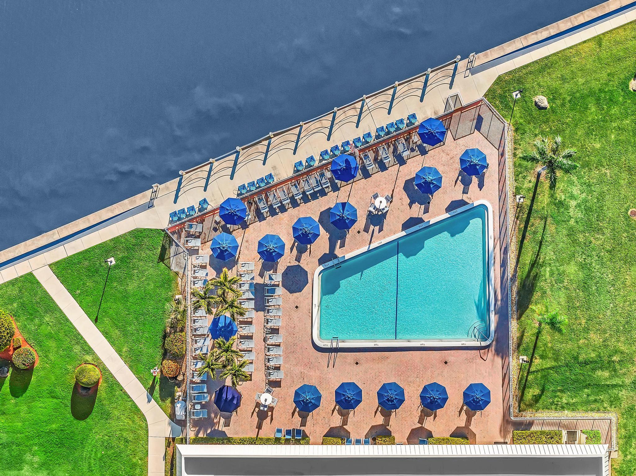 COLONIAL CLUB CONDO SEC 1 - Residential Lease