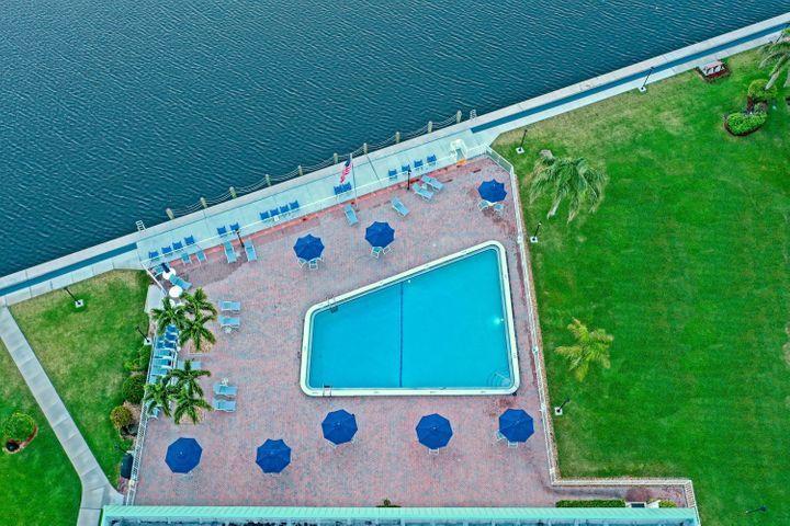 COLONIAL CLUB CONDO SEC 1 - Residential Lease