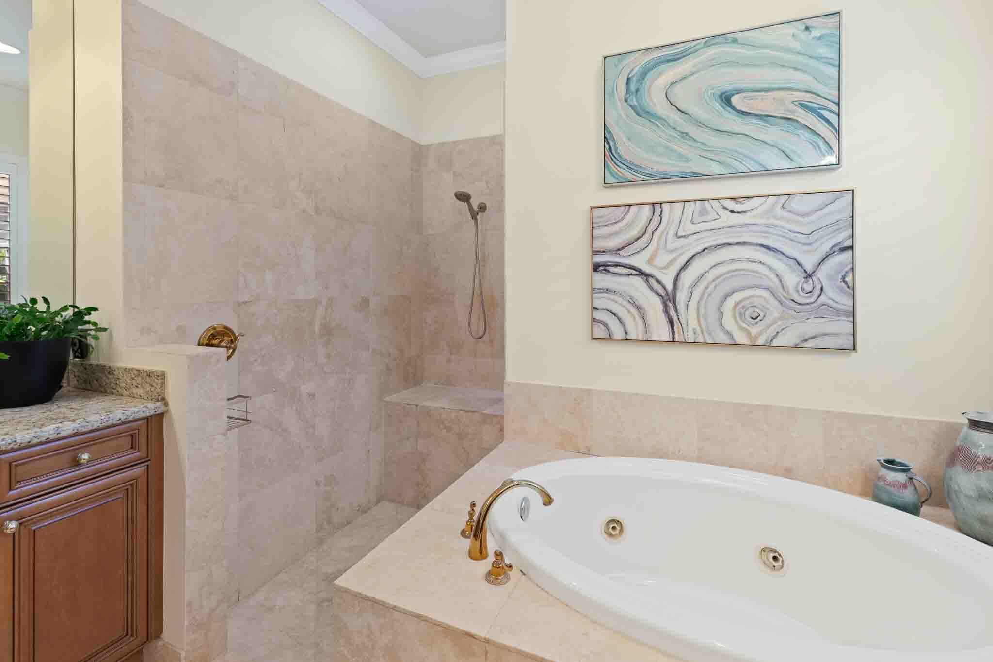 PALM COVE GOLF & YACHT CL - Residential