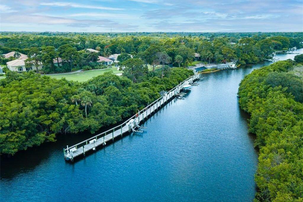 PALM COVE GOLF & YACHT CL - Residential