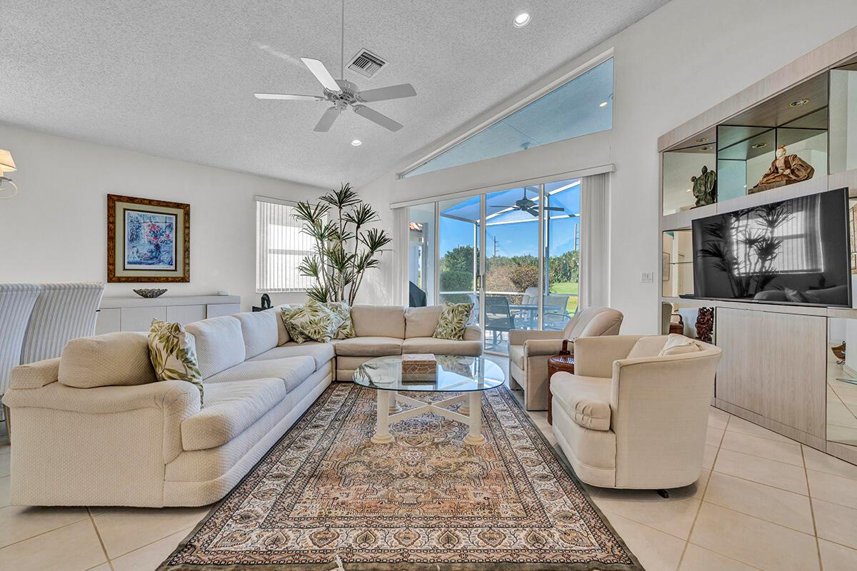 11909 Fountainside Circle