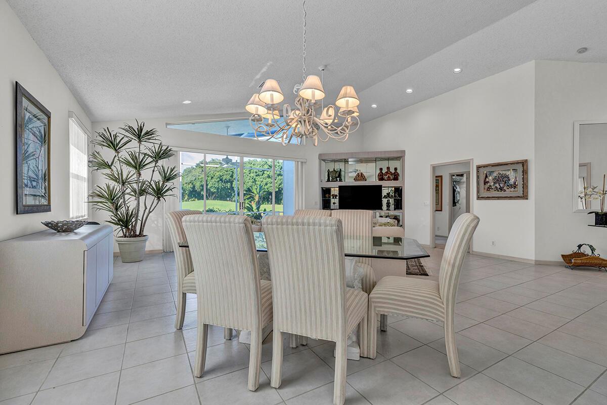 11909 Fountainside Circle