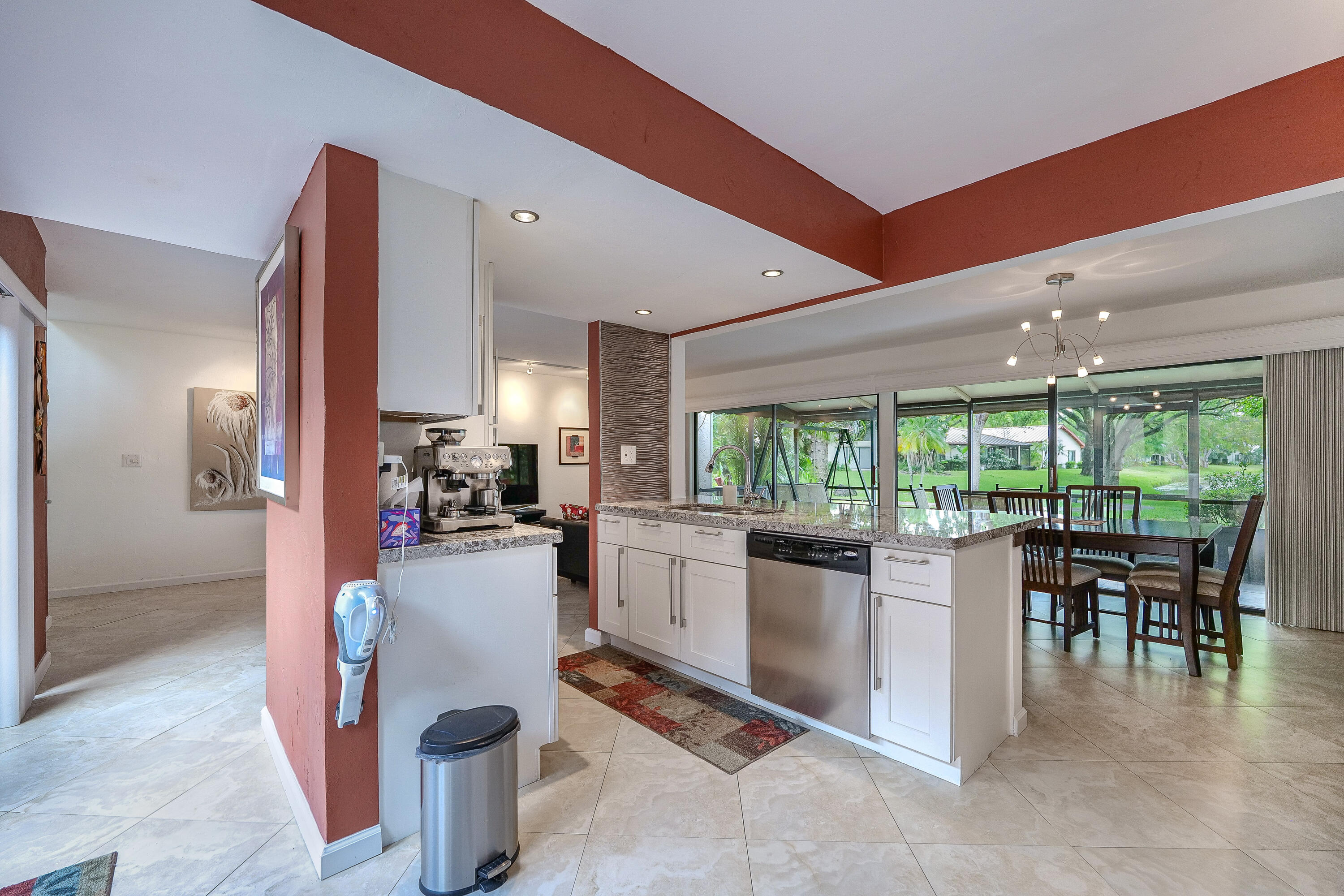 HILLS OF INVERRARY - Residential