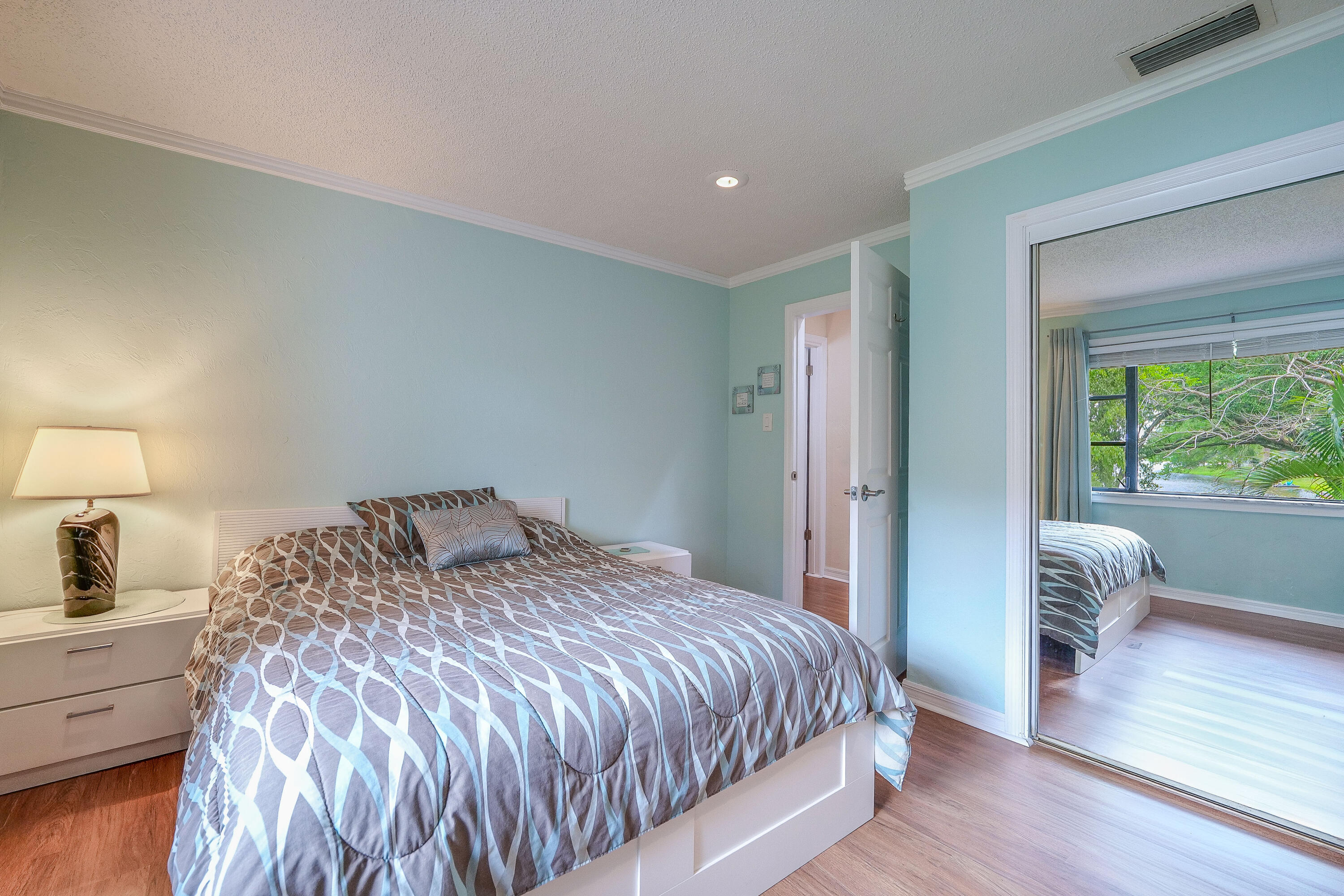 HILLS OF INVERRARY - Residential