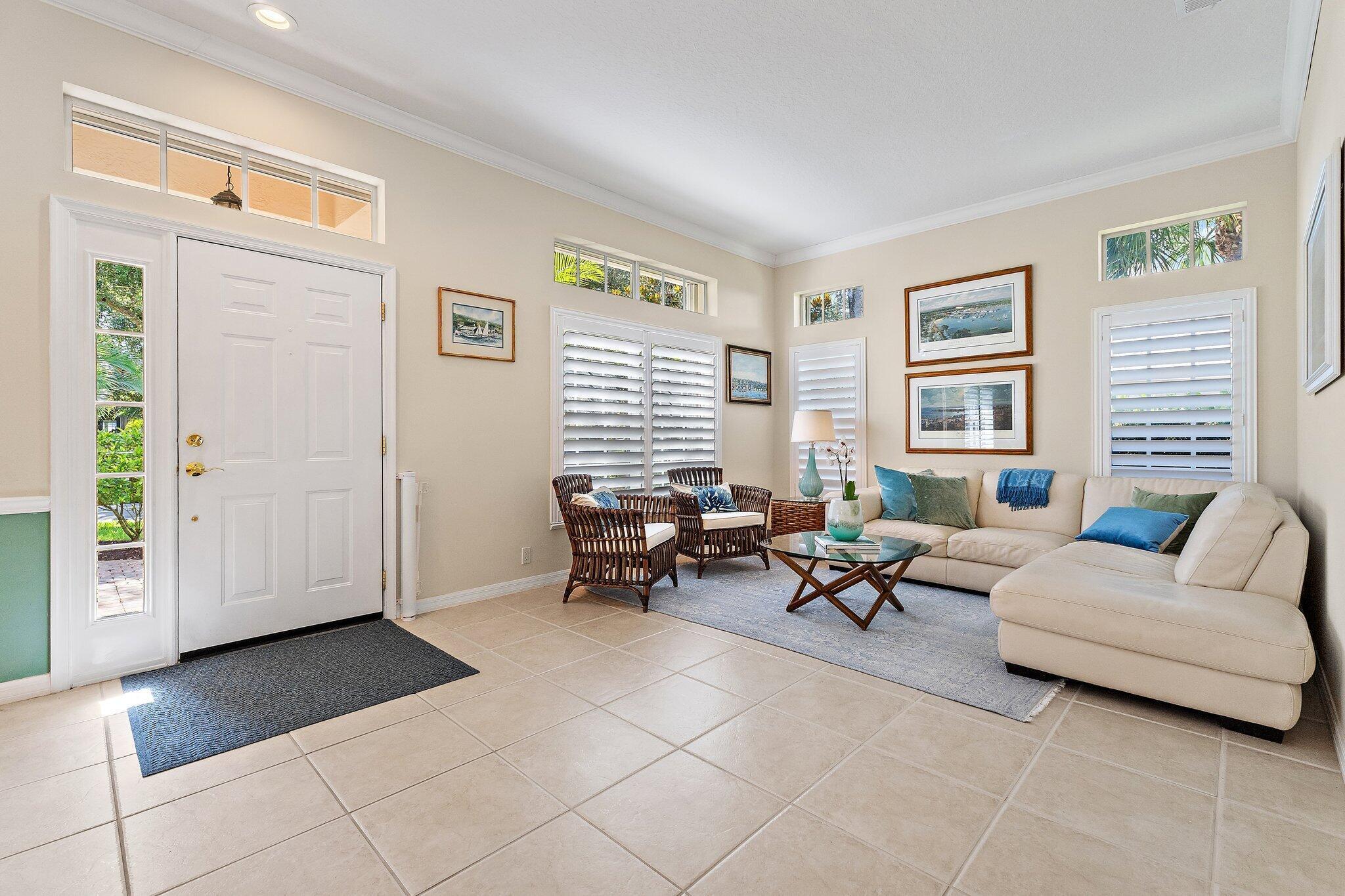 5885 SE Forest Glade Trail