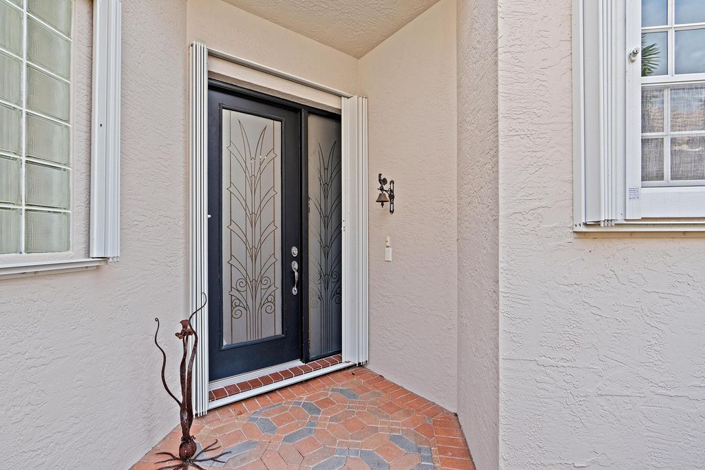 Photo of 1032 Diamond Head Way, Palm Beach Gardens, FL 33418 (MLS # R10942263)