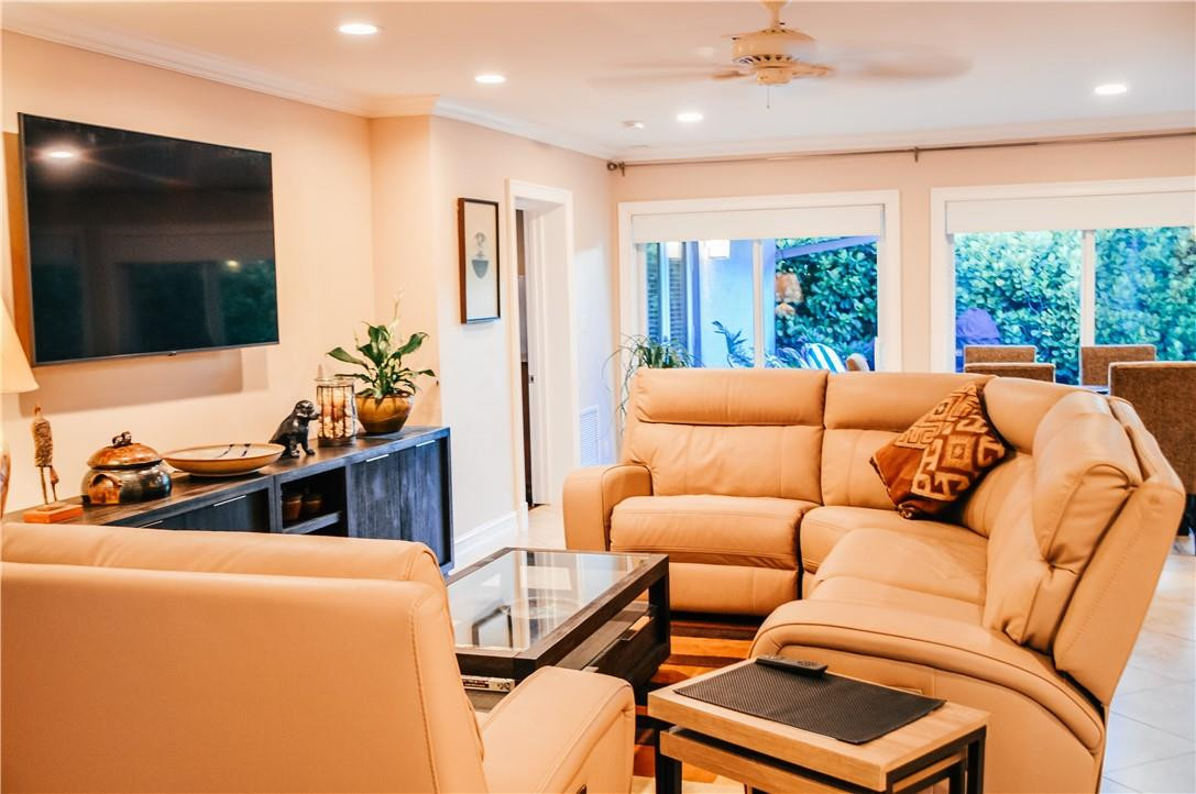 CORAL KEY VILLAS - Residential