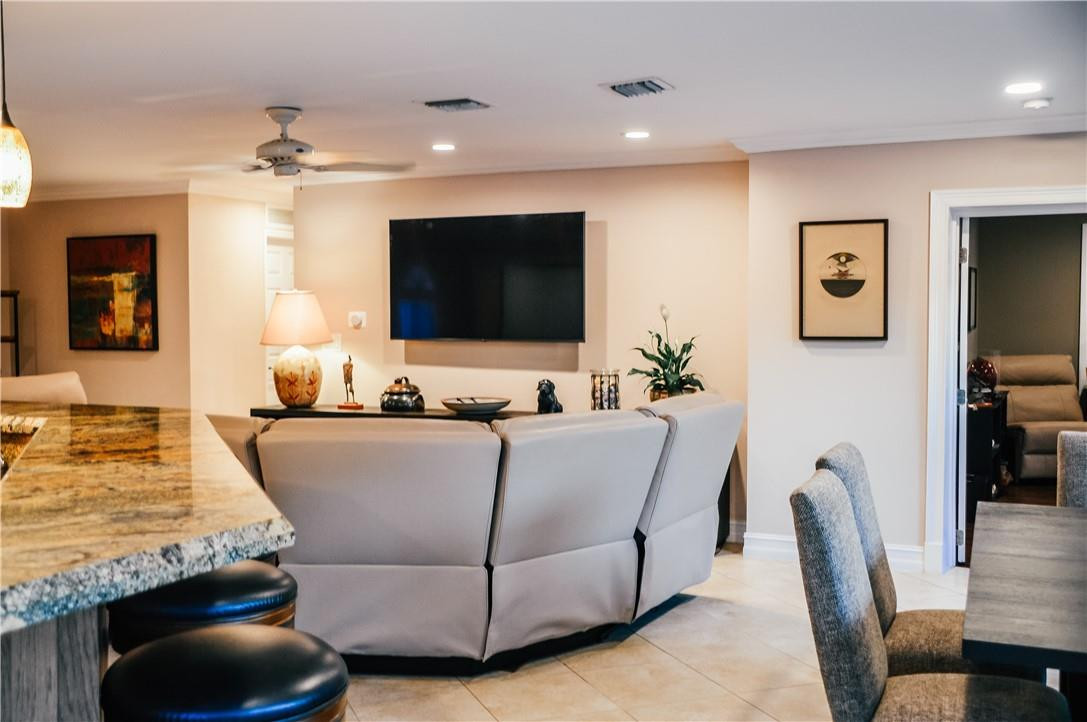 CORAL KEY VILLAS - Residential