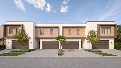 6818 NE Briskel Pointe Drive Boca Raton FL 33487