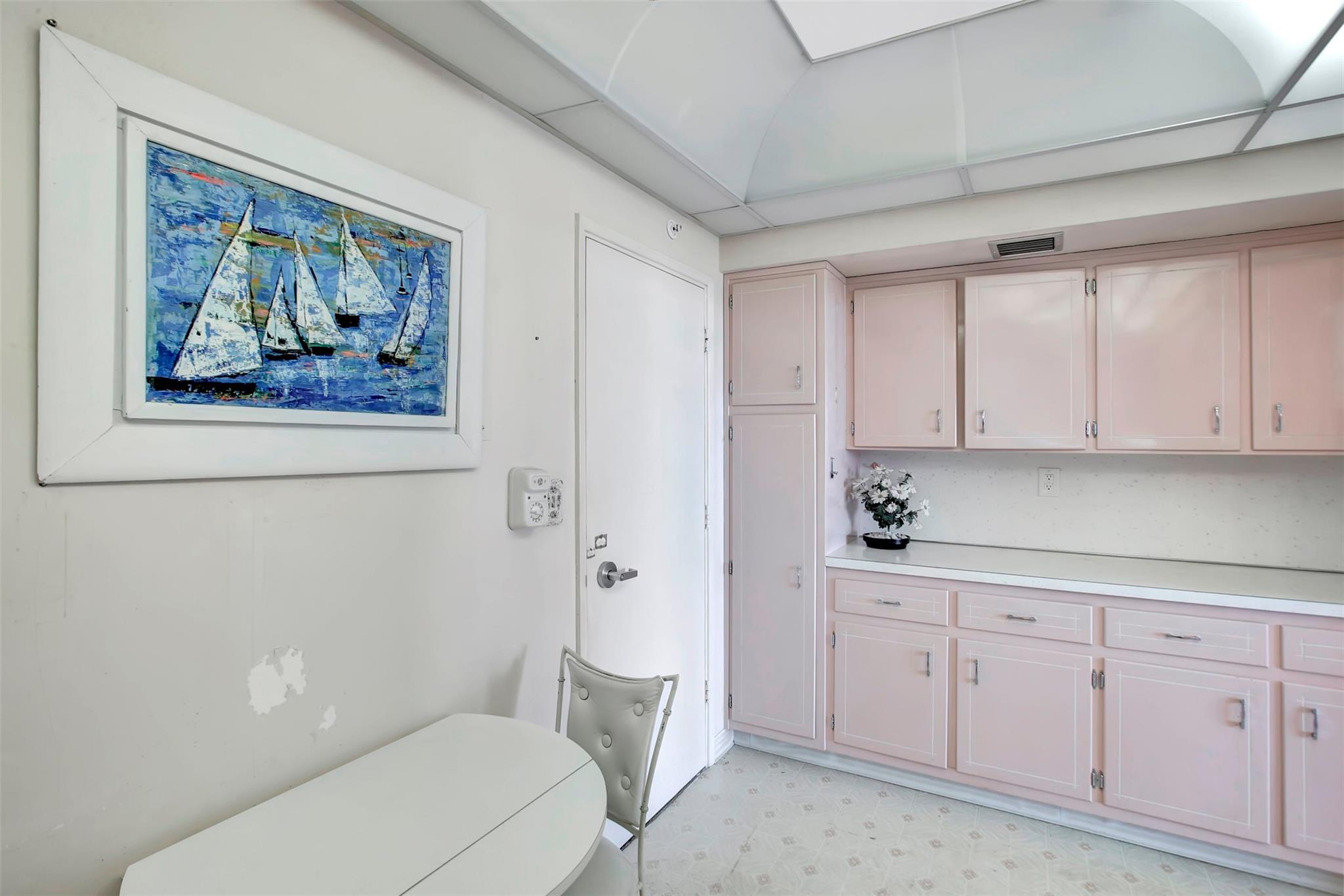 Coral Ridge Towers East - Residential