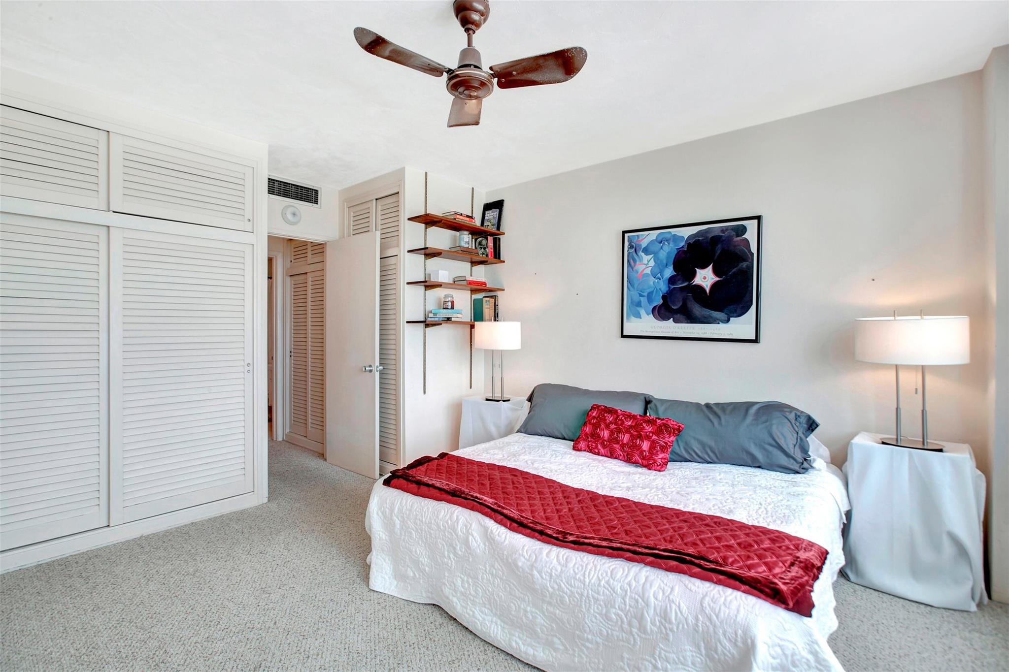 Coral Ridge Towers East - Residential