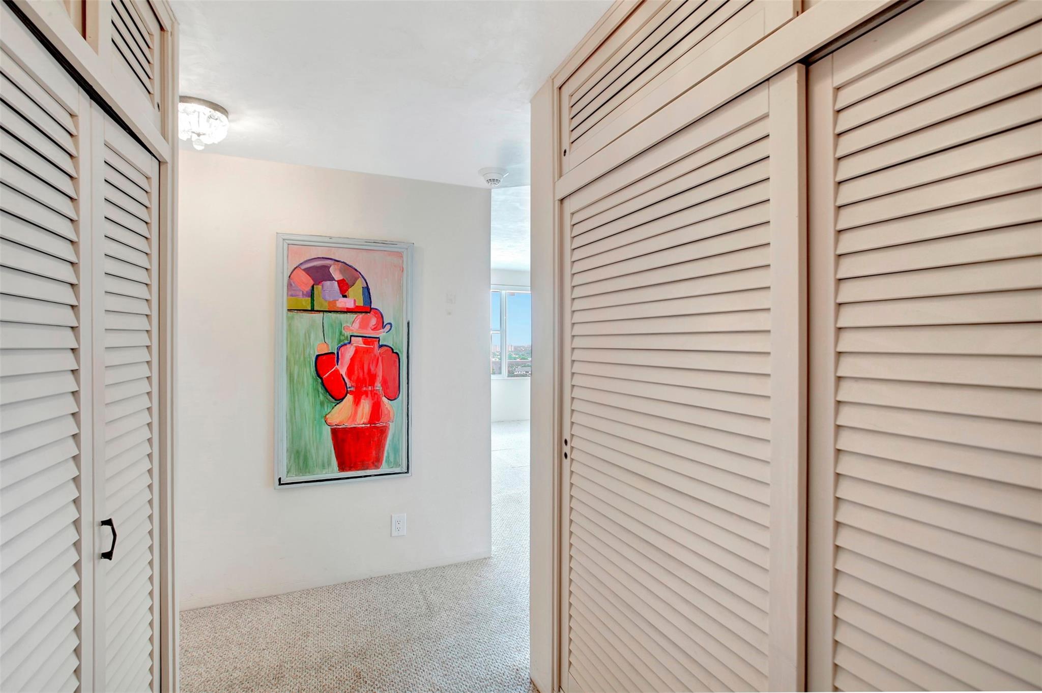 Coral Ridge Towers East - Residential