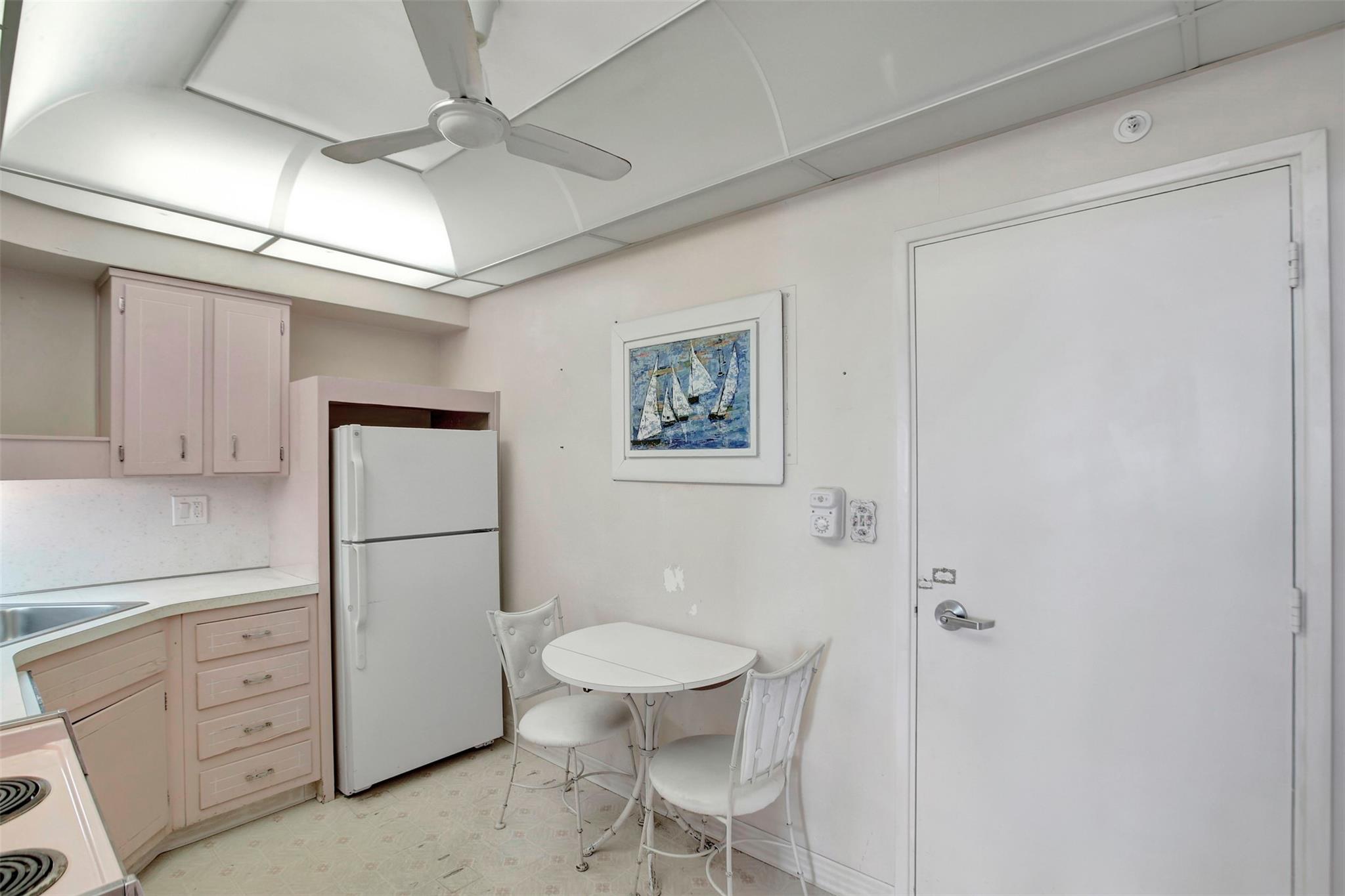 Coral Ridge Towers East - Residential