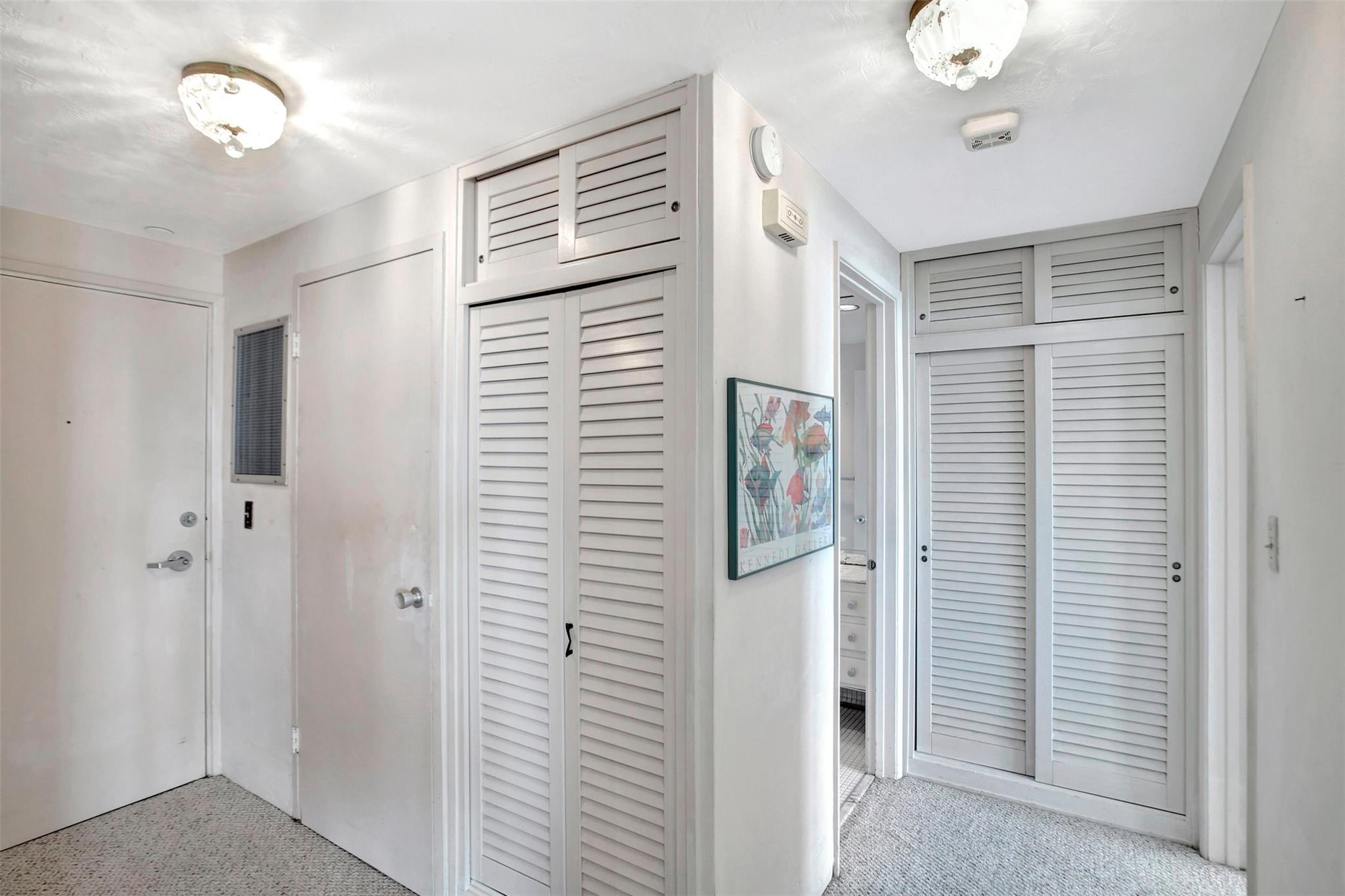 Coral Ridge Towers East - Residential