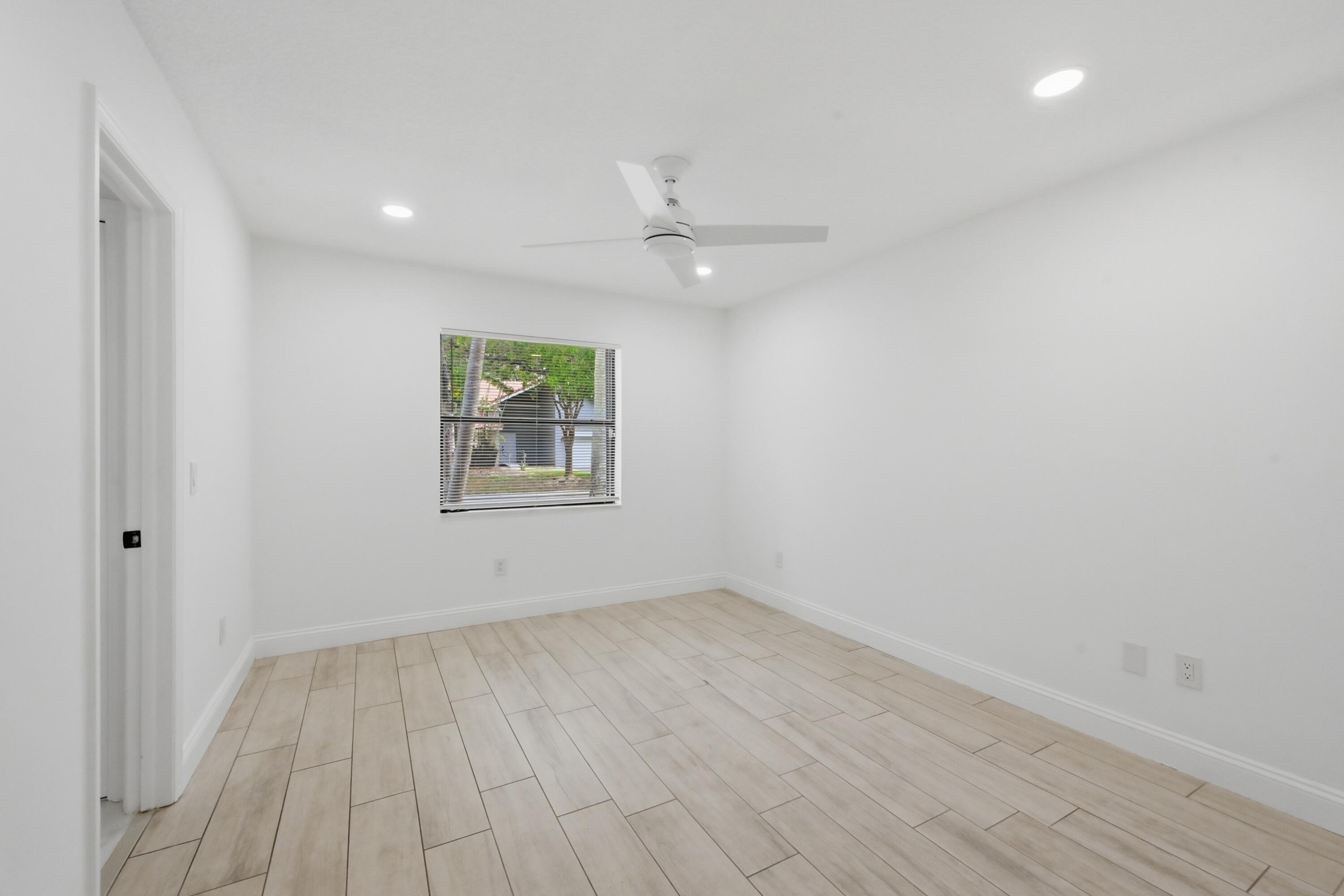 PINE RIDGE - Residential