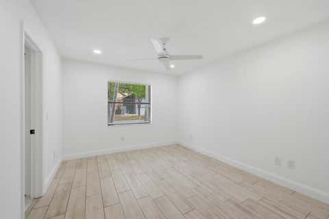 Tiny photo for 9033 NW 47th Court, Coral Springs, FL 33067 (MLS # B26027626)