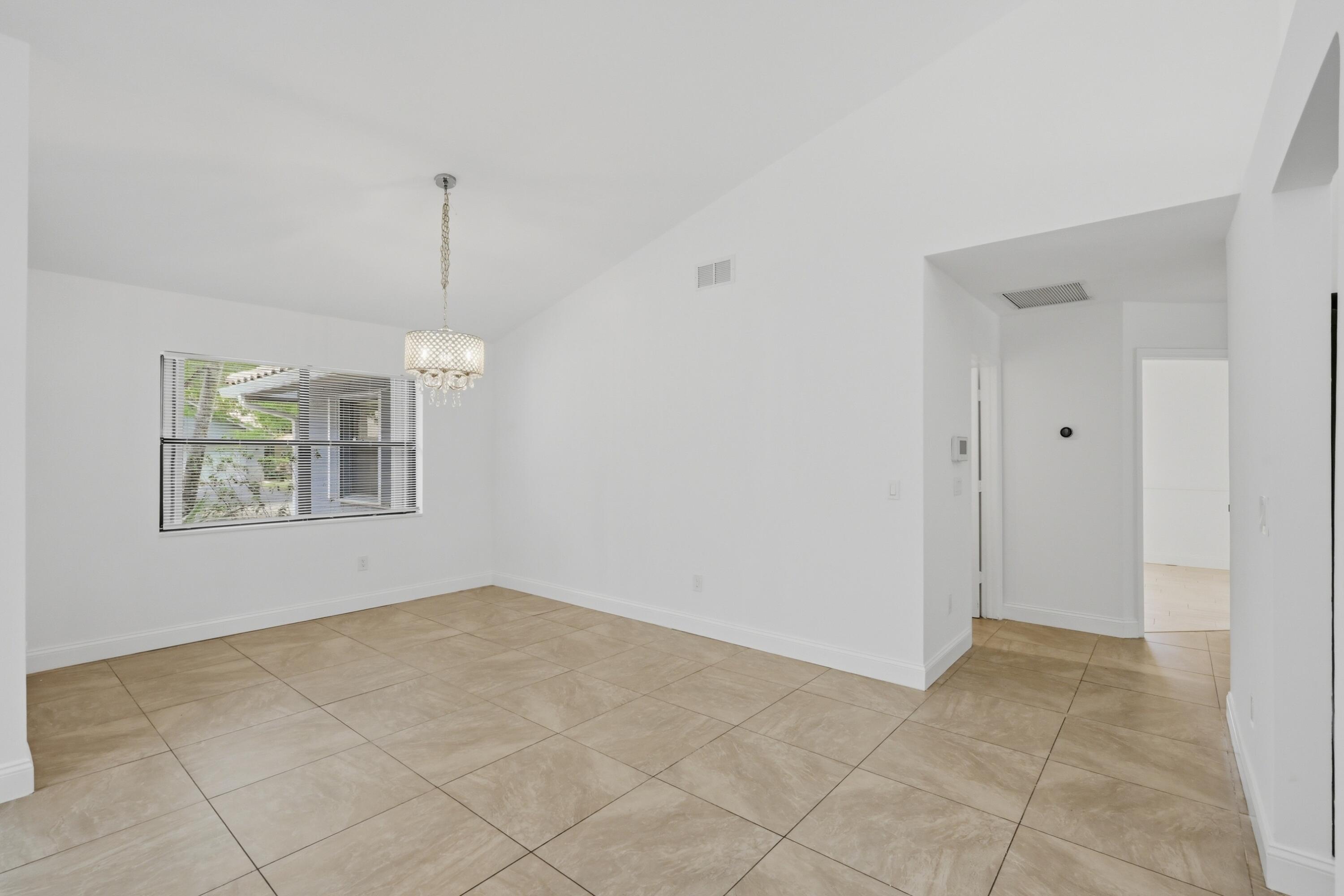 PINE RIDGE - Residential