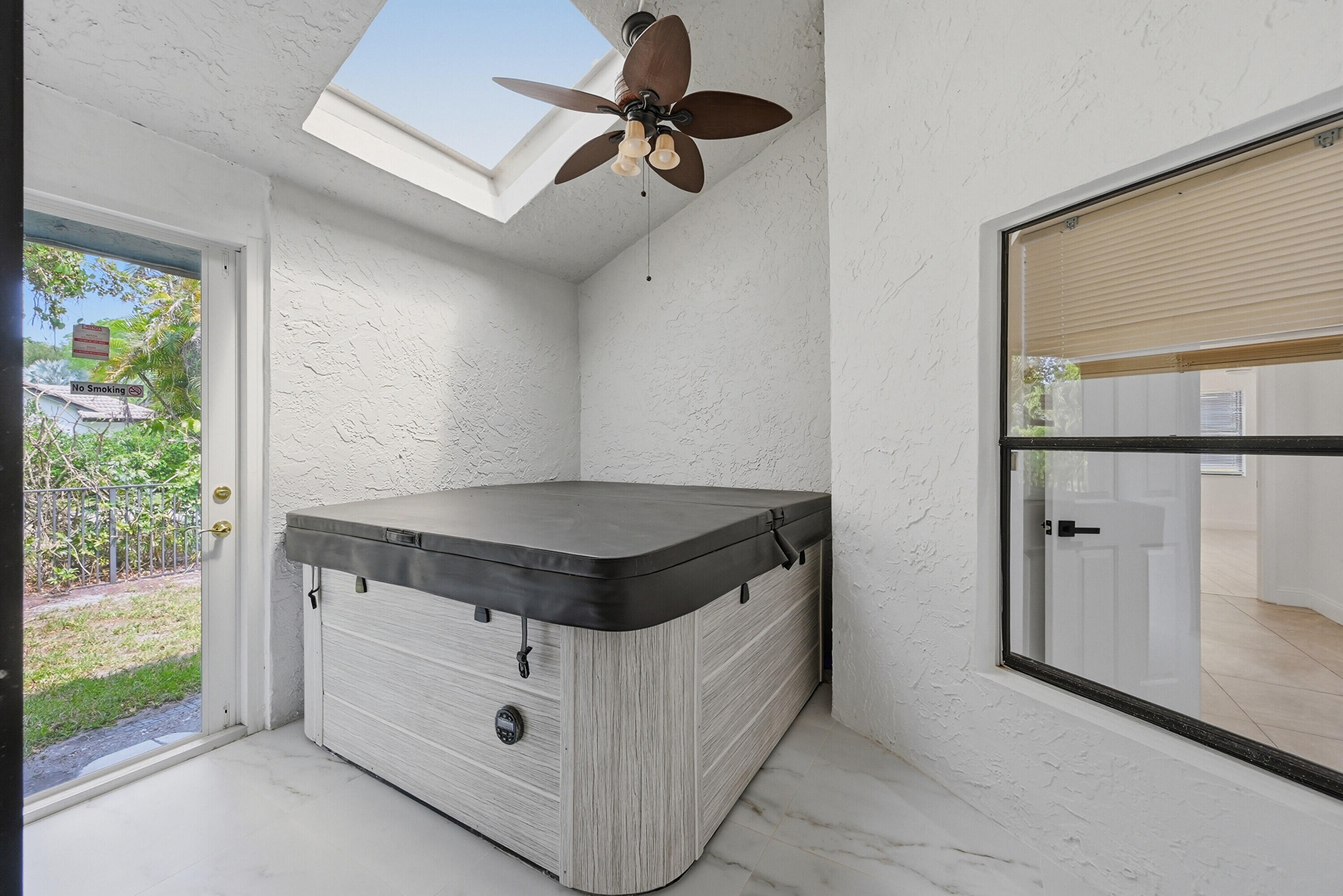 PINE RIDGE - Residential