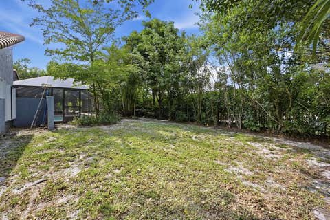 Tiny photo for 9033 NW 47th Court, Coral Springs, FL 33067 (MLS # B26027626)