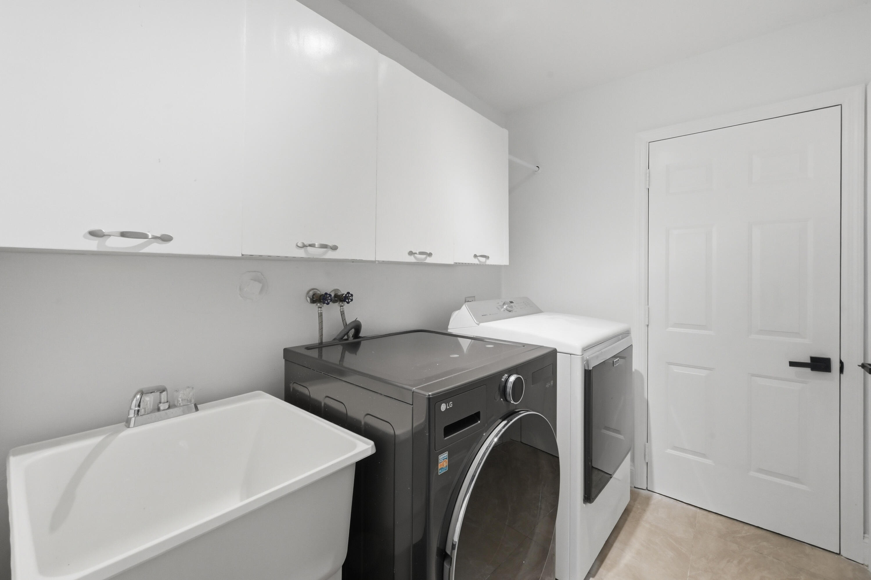 PINE RIDGE - Residential