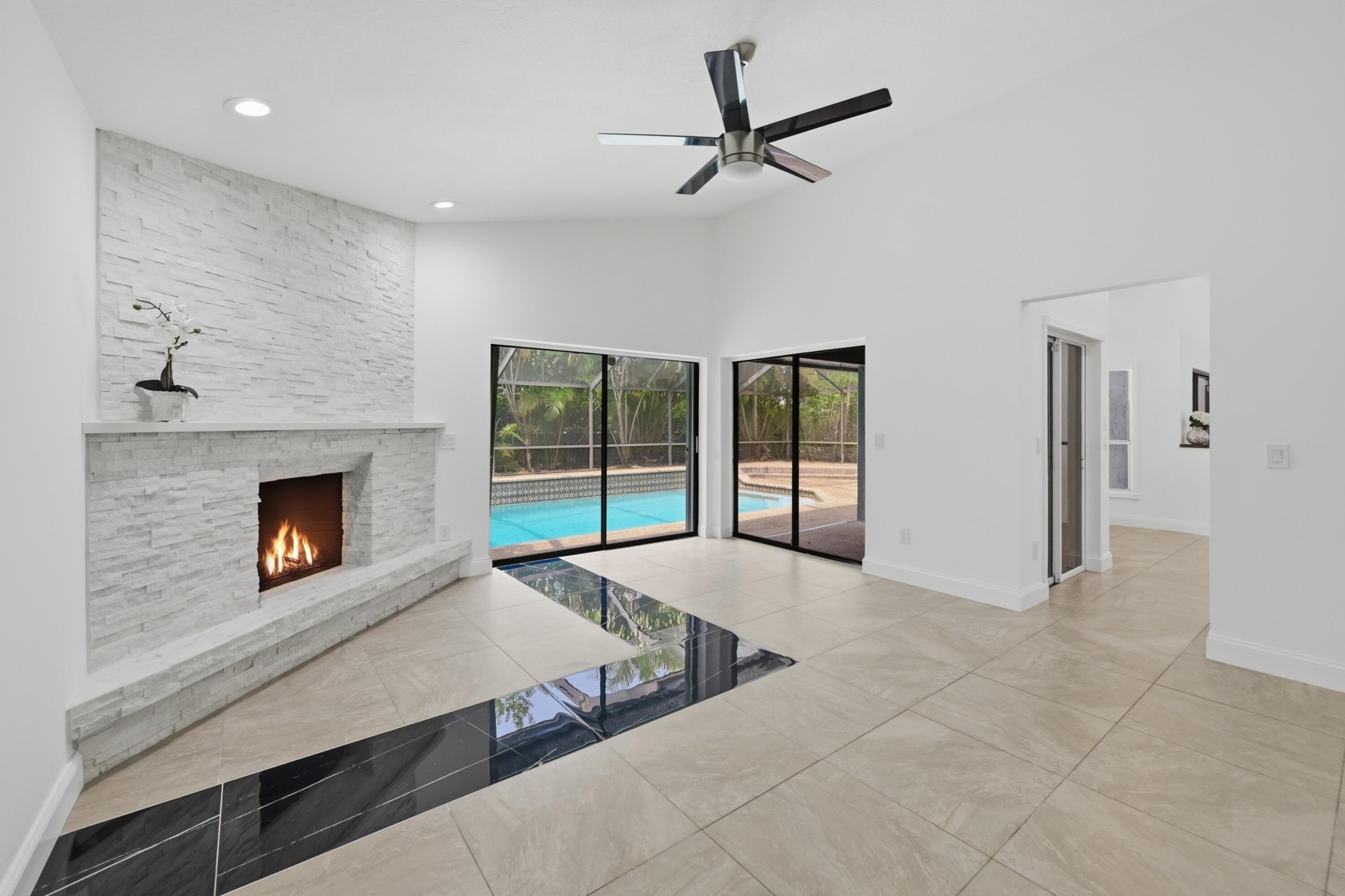 PINE RIDGE - Residential