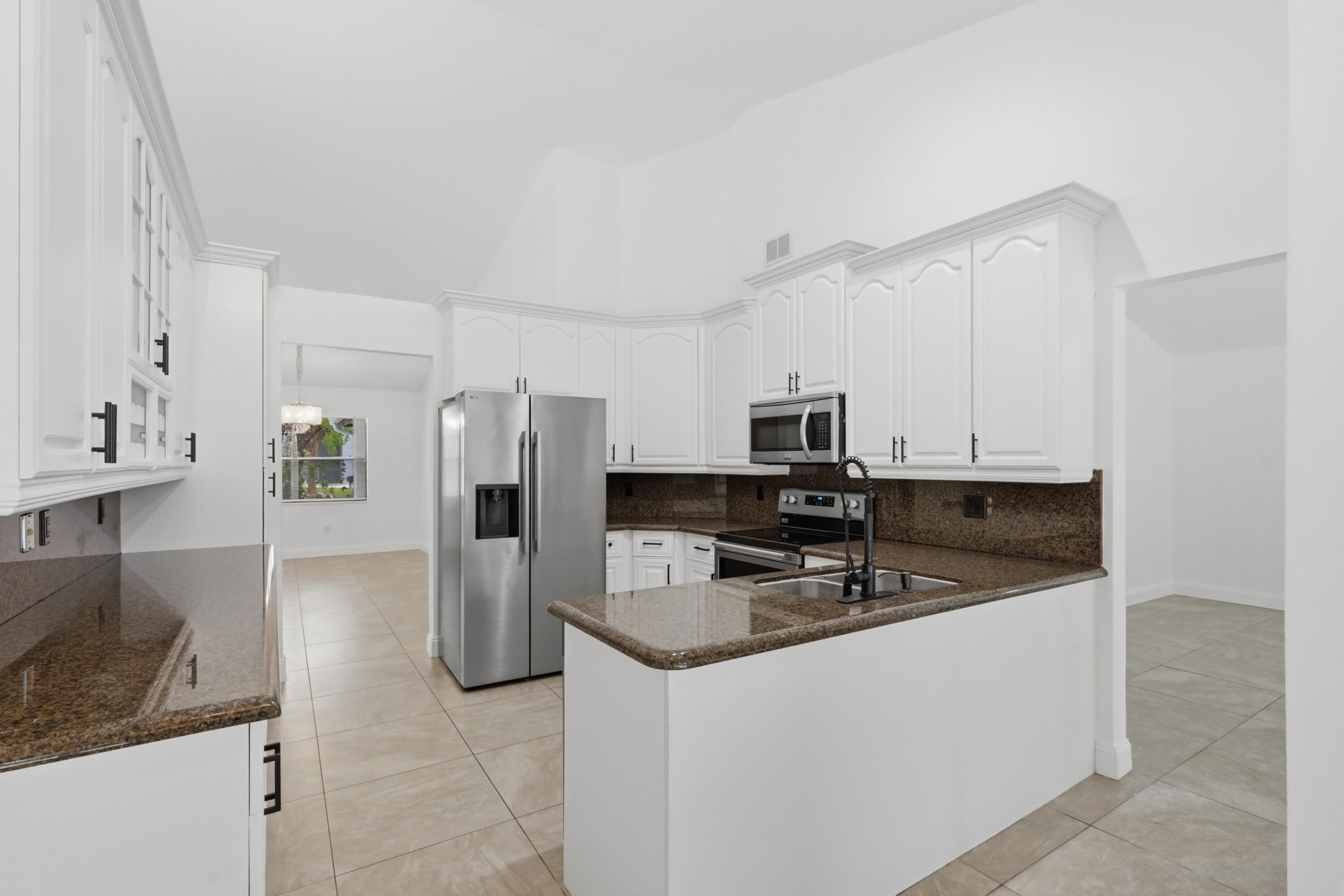 PINE RIDGE - Residential